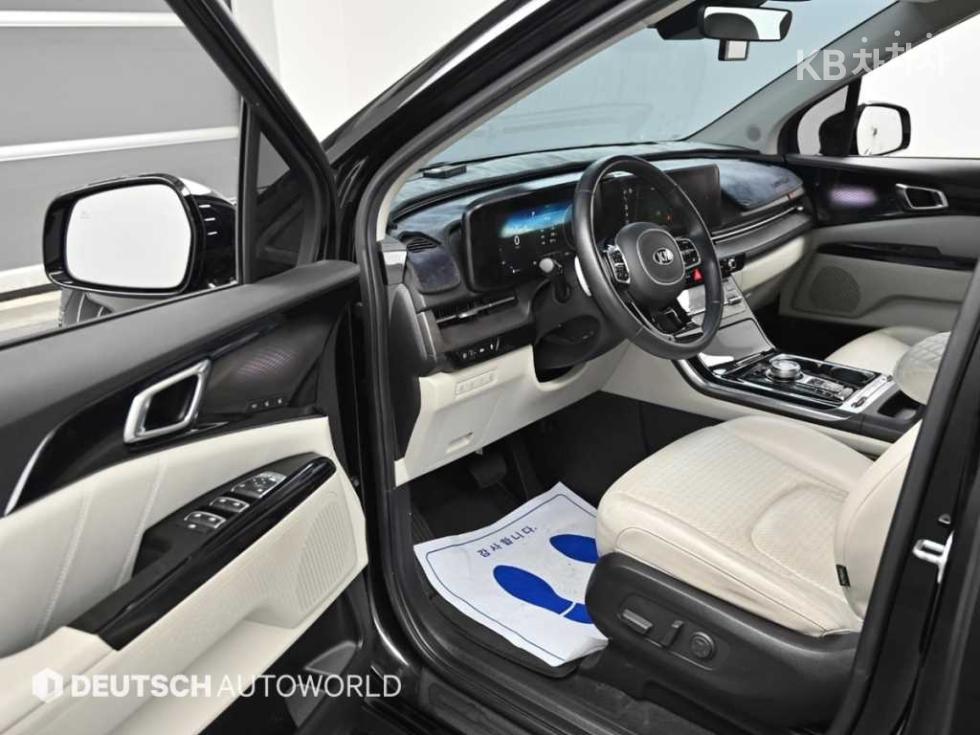 2021 - kia carnival