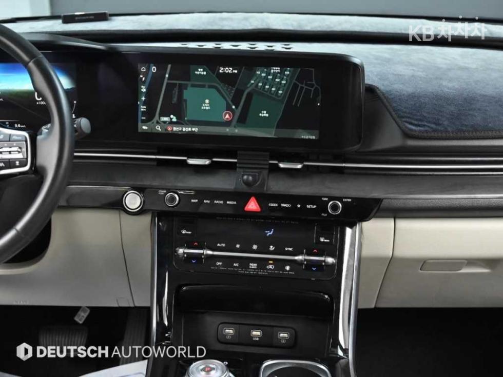 2021 - kia carnival