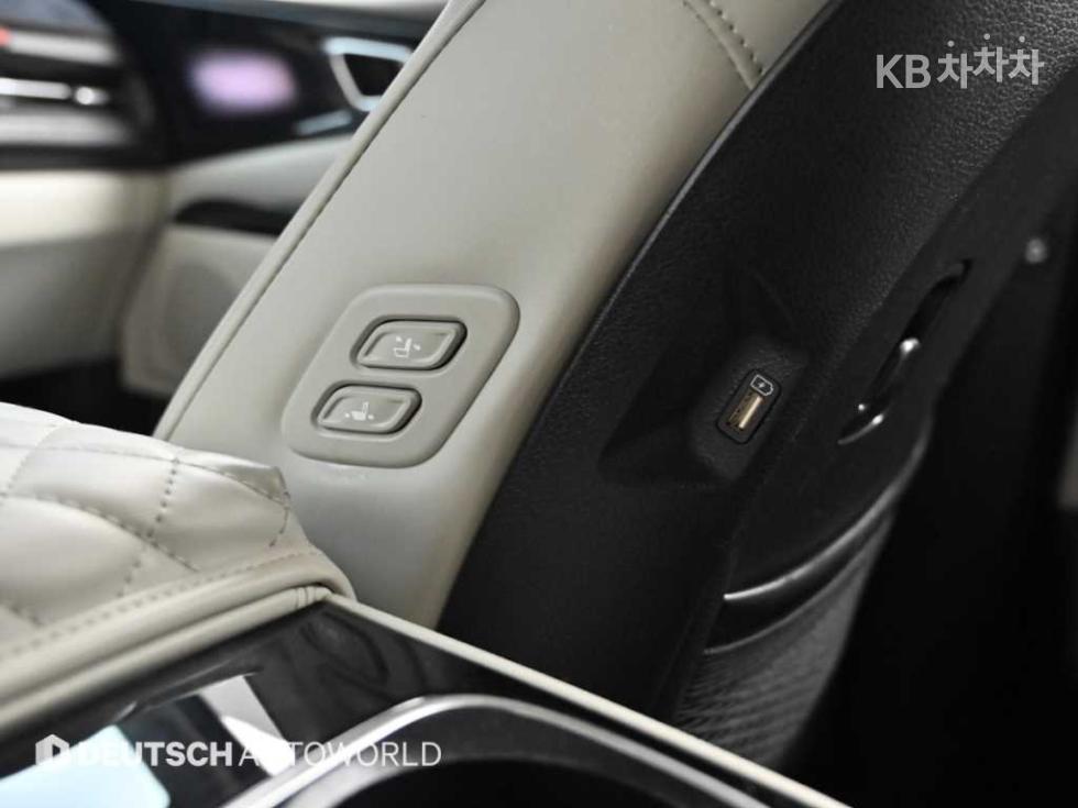 2021 - kia carnival