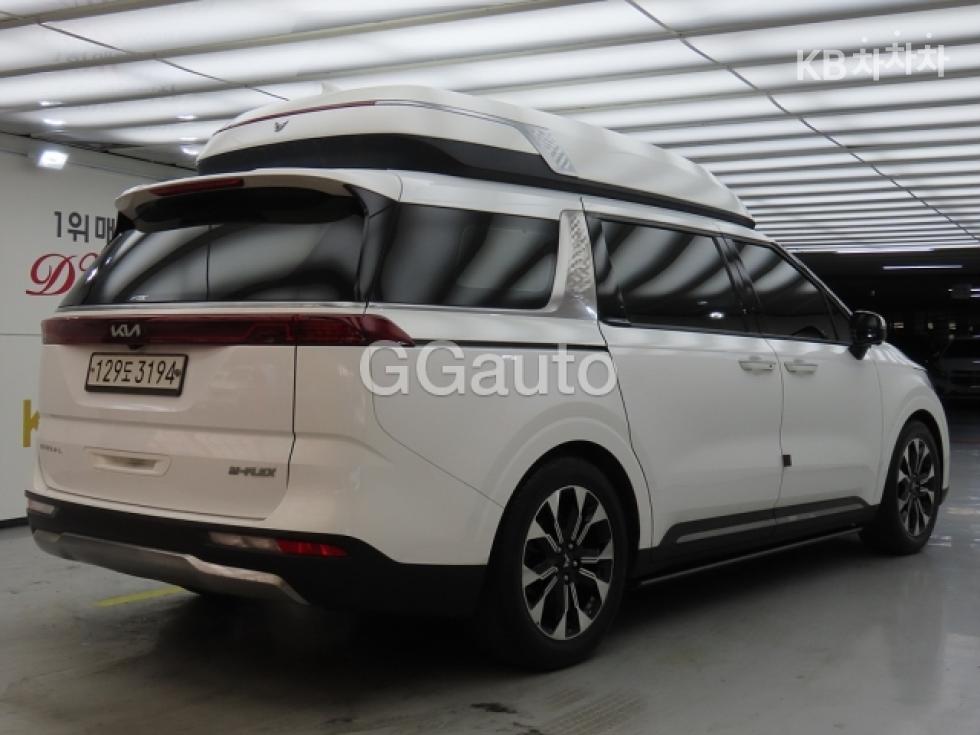 2022 - kia carnival