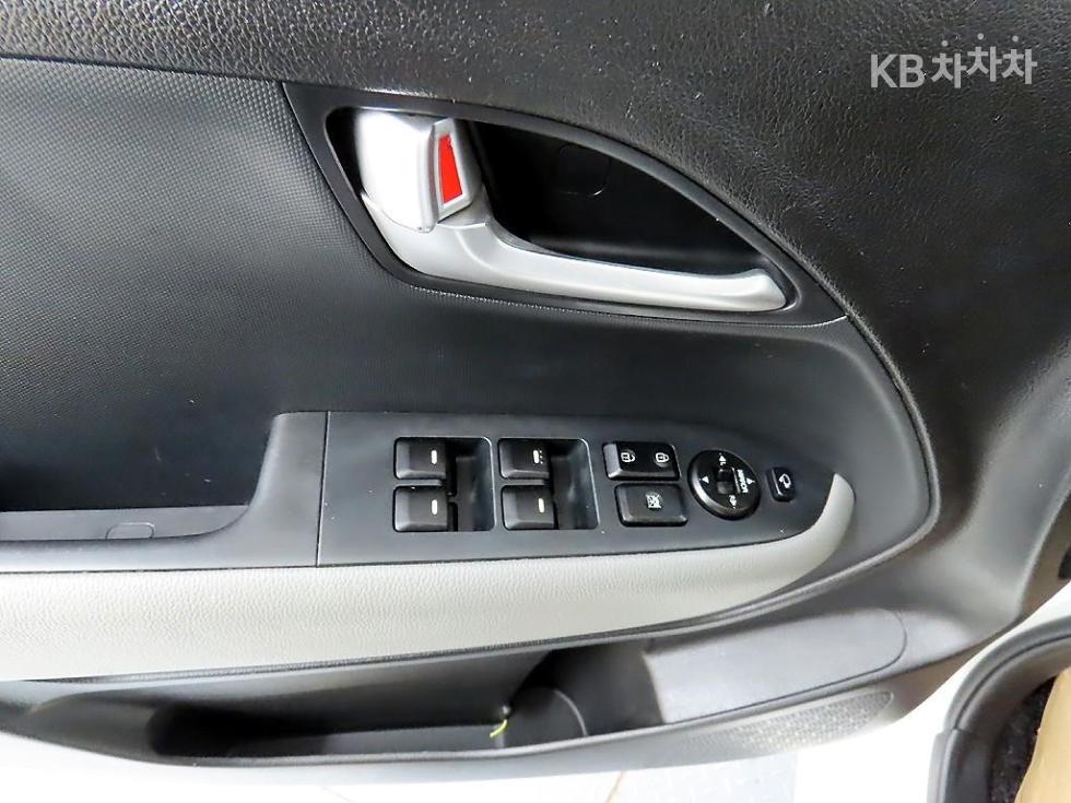 2022 - kia ray