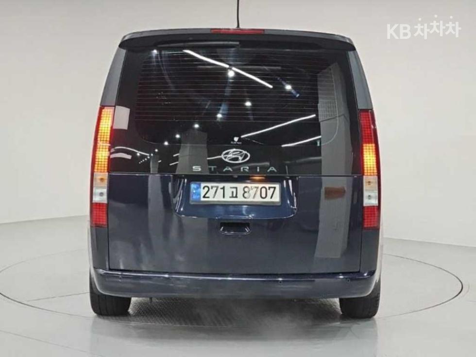 Hyundai Staria — miniaturë 4
