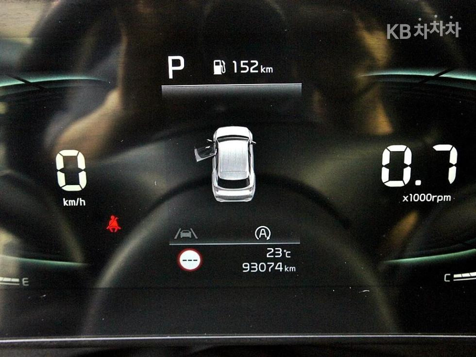 2023 - kia sportage