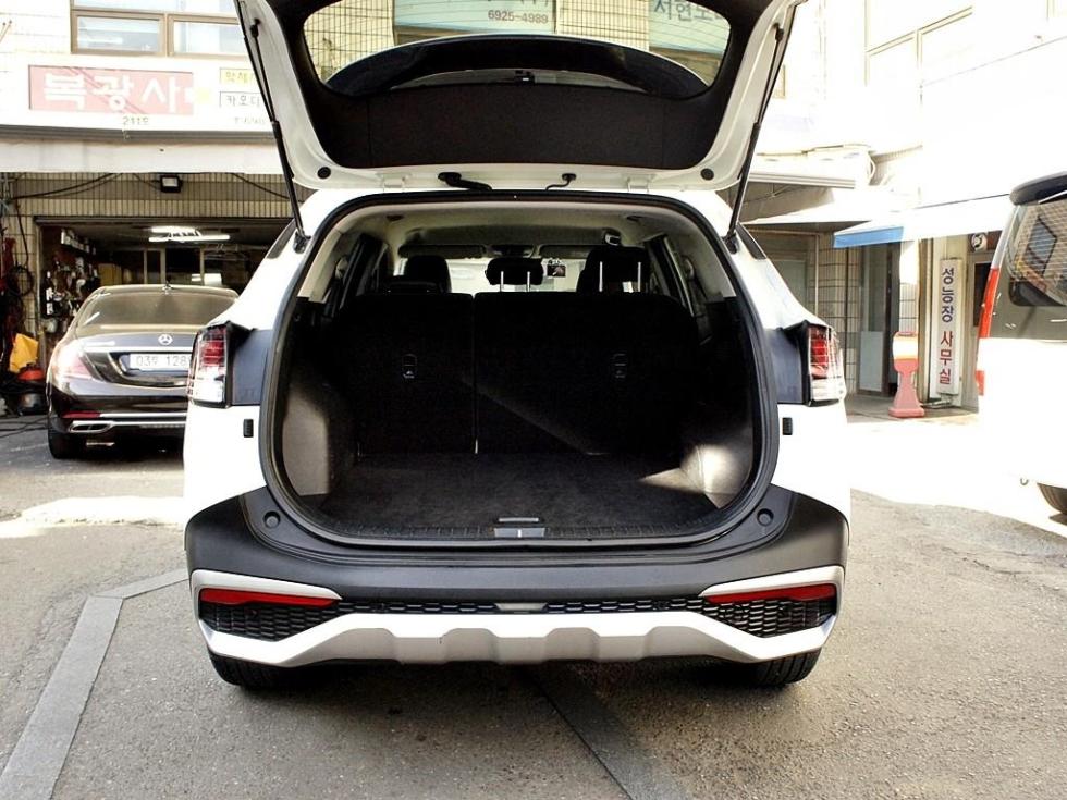 2023 - kia sportage