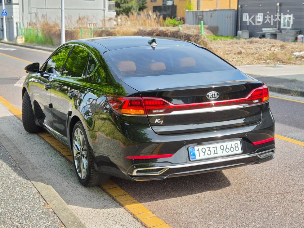 2020 - kia k7