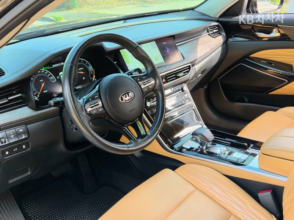 2020 - kia k7