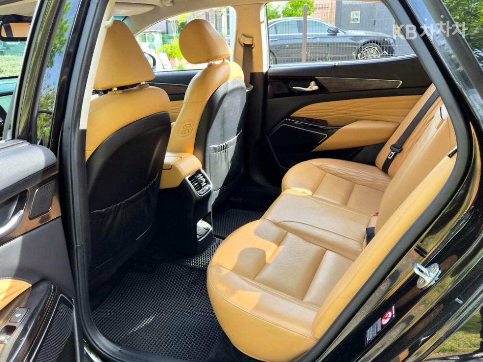 2020 - kia k7