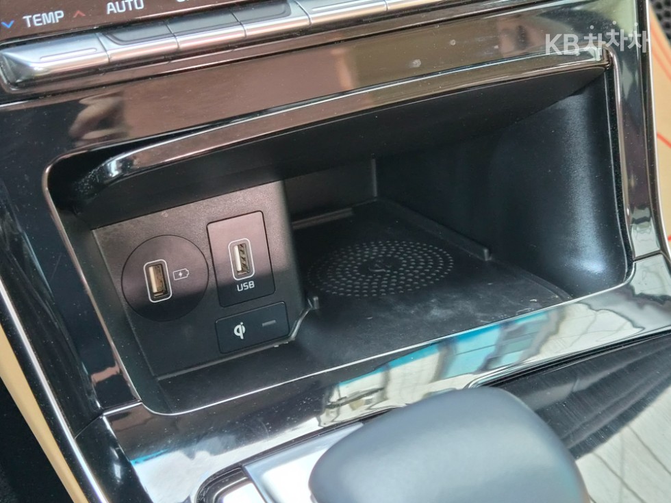 2020 - kia k7