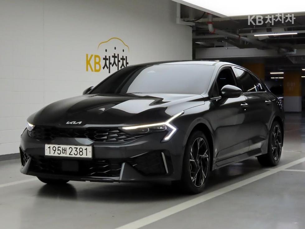 2025 - kia k5