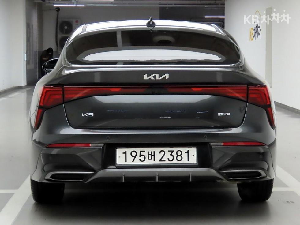2025 - kia k5