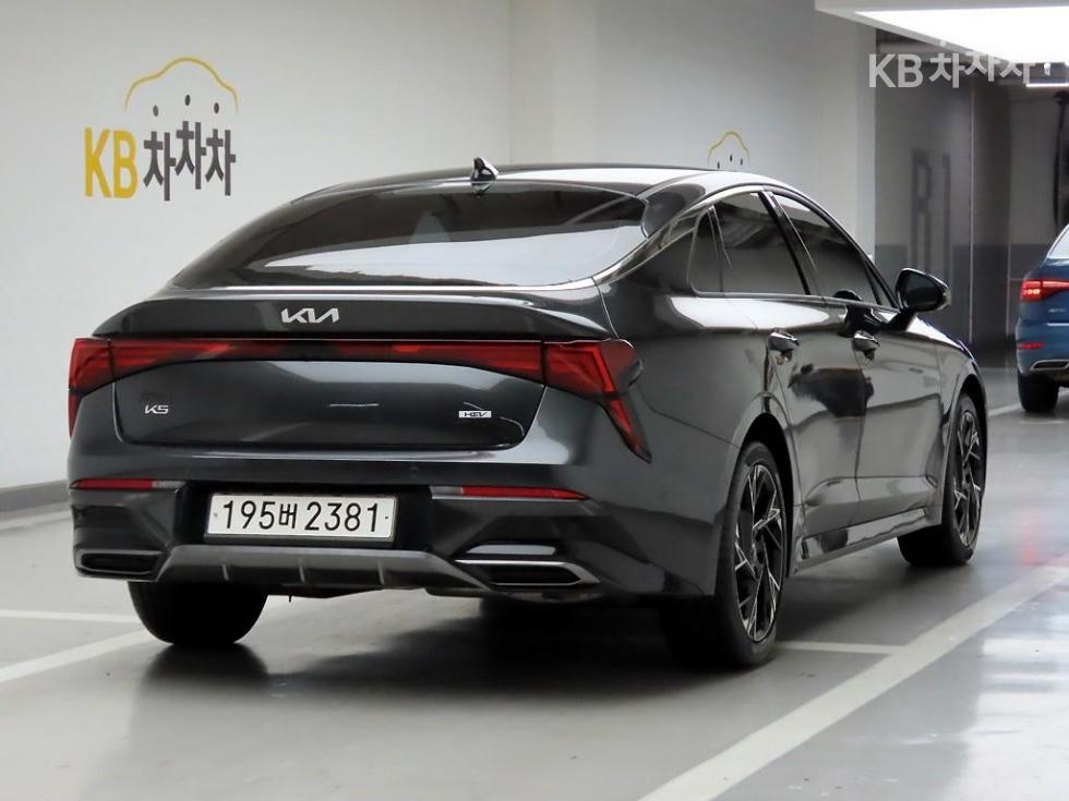 2025 - kia k5