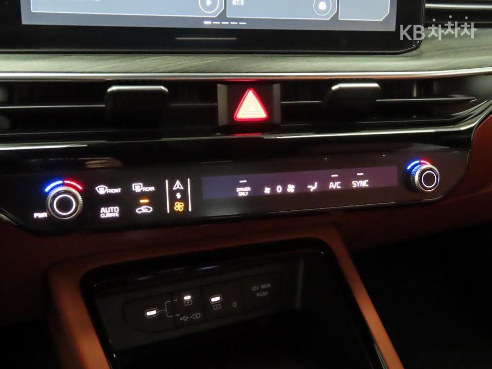 2025 - kia k5