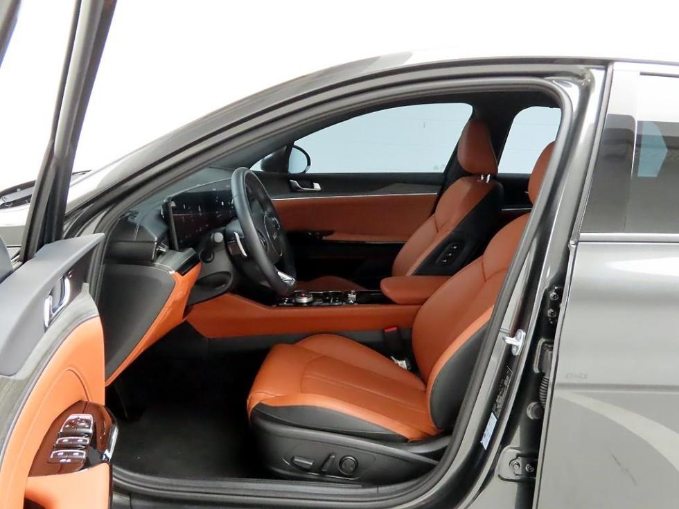 2025 - kia k5