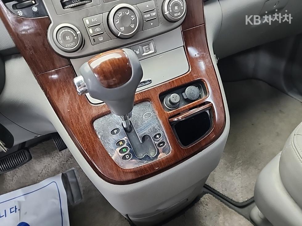 2007 - kia grand carnival