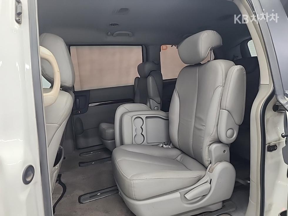 2007 - kia grand carnival