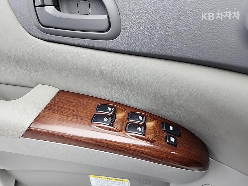 2007 - kia grand carnival