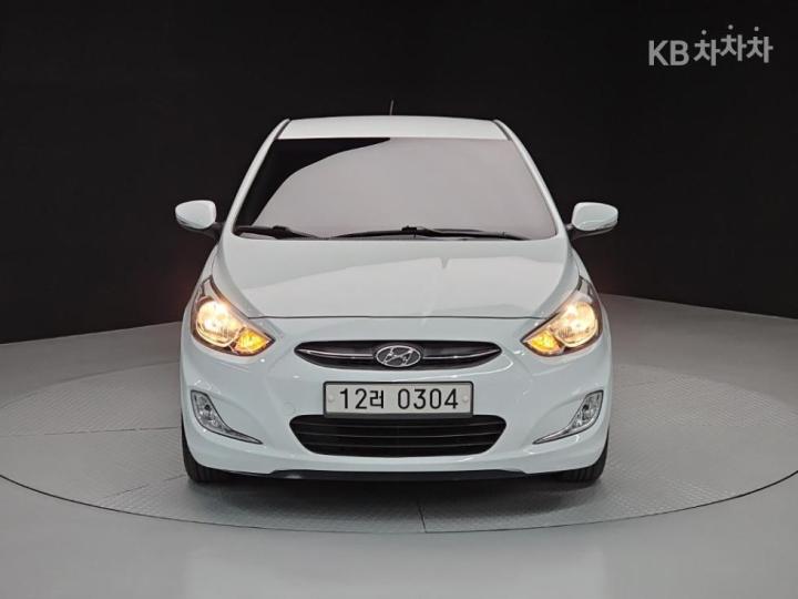 Hyundai Accent New 1.4 VVT Modern