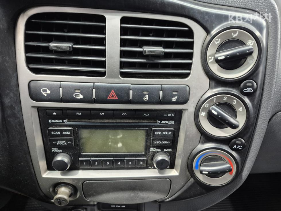 2012 - kia bongo iii