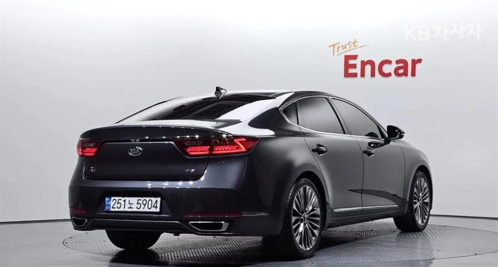2016 - kia k7