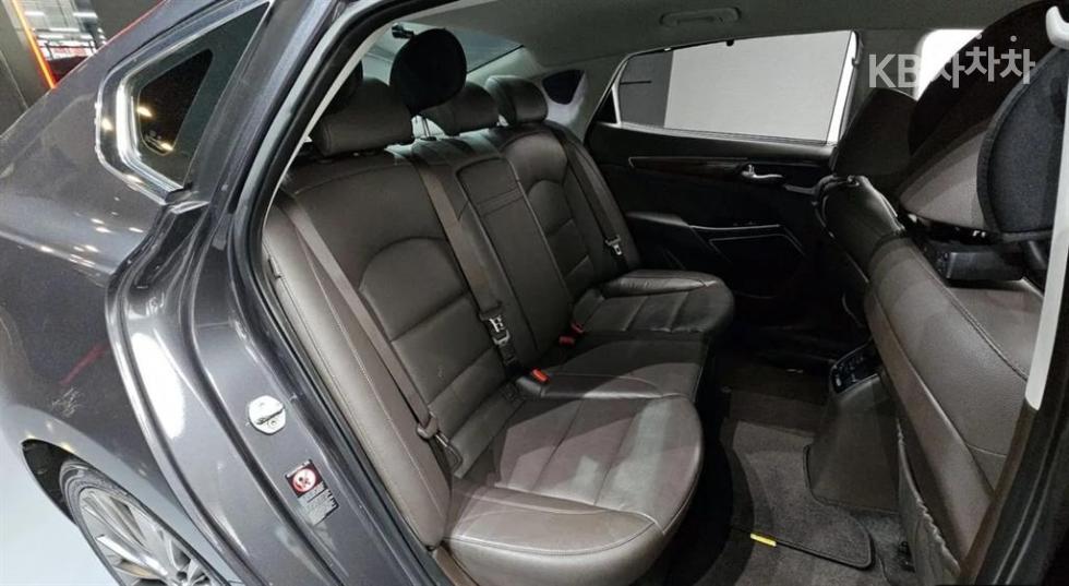2016 - kia k7