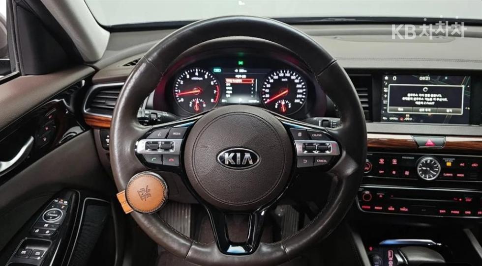 2016 - kia k7