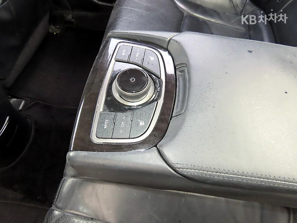 Hyundai Grandeur — miniaturë 17