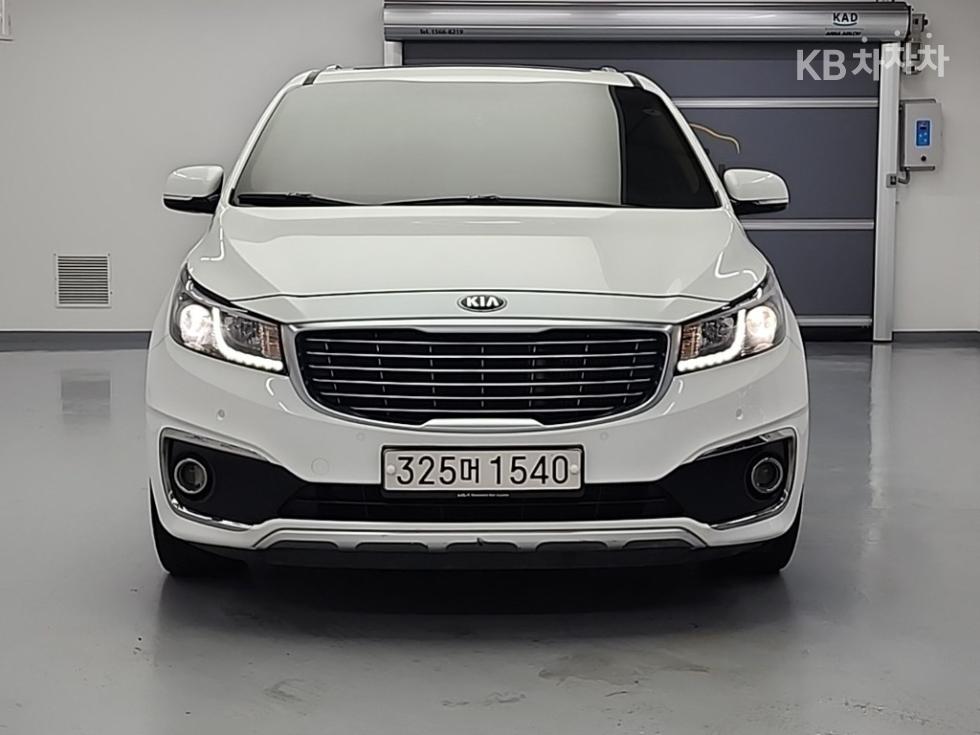 2018 - kia carnival