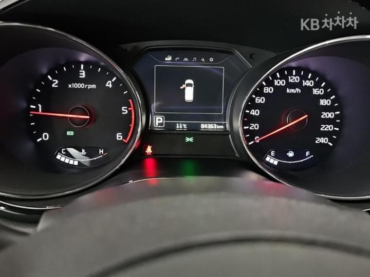 Kia Carnival 2.2 Diesel Noblesse 7