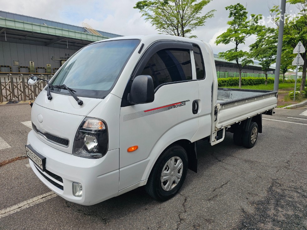 2018 - kia bongo iii