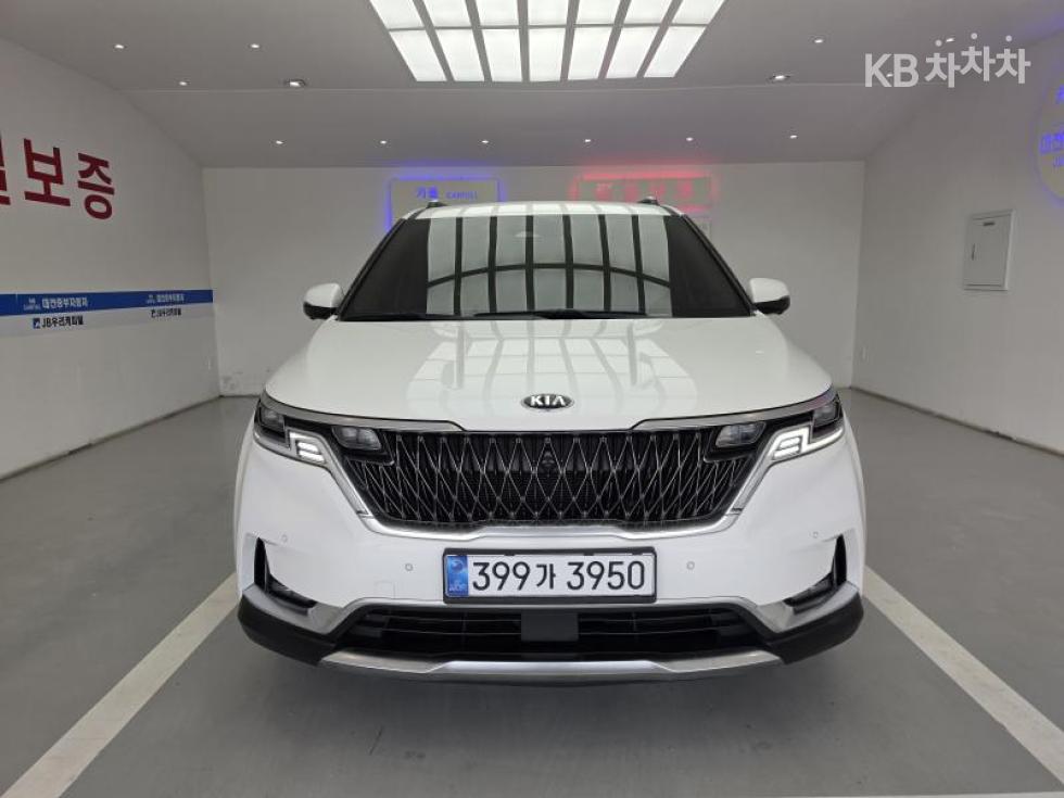 2021 - kia carnival