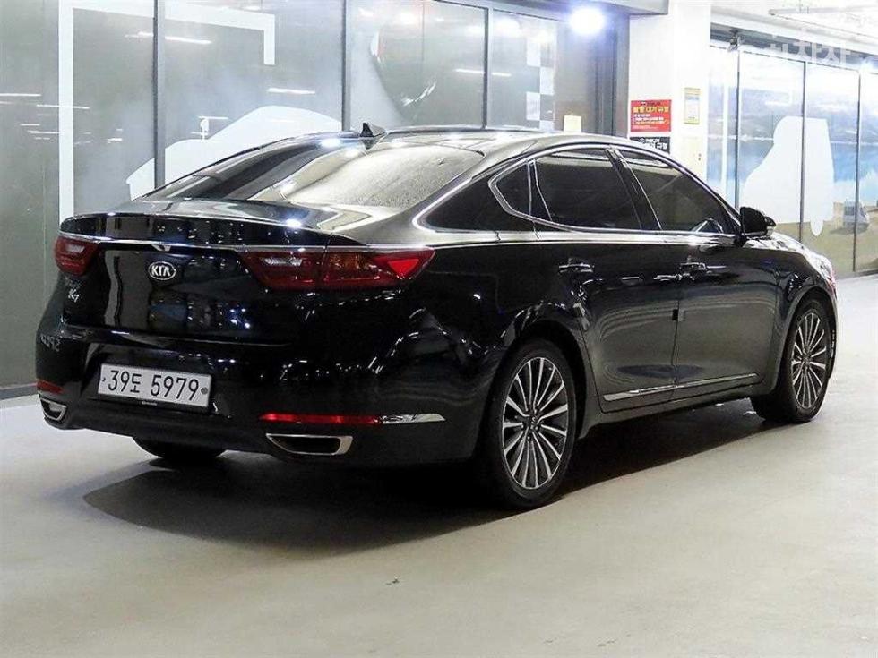2018 - kia k7
