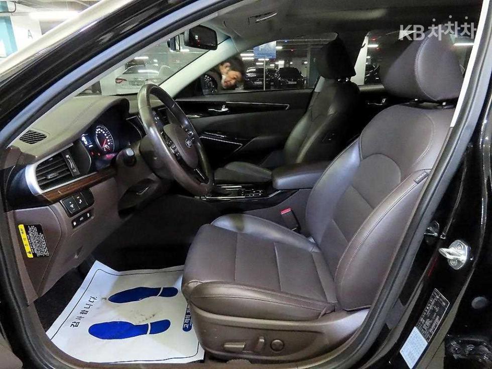 2018 - kia k7