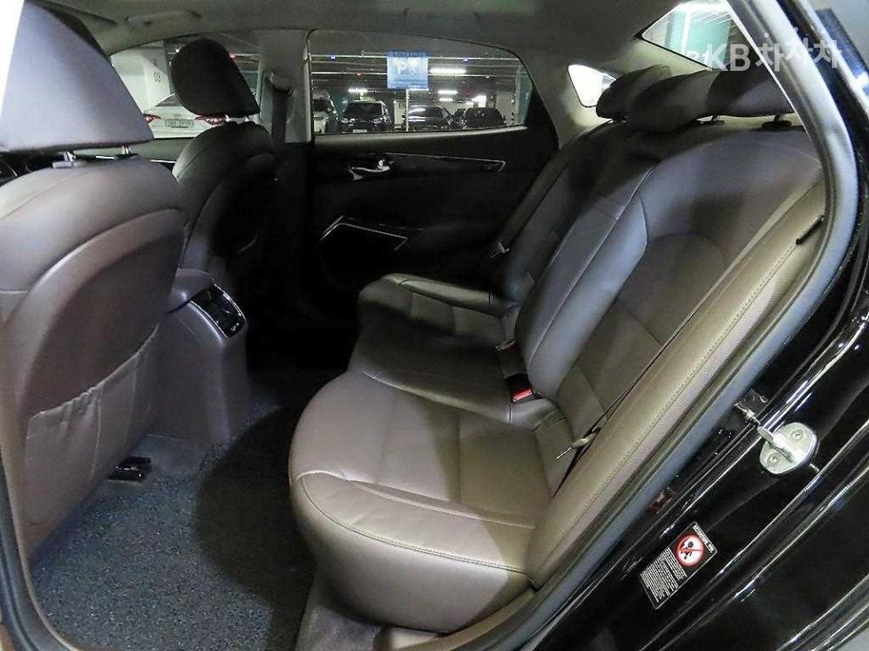 2018 - kia k7