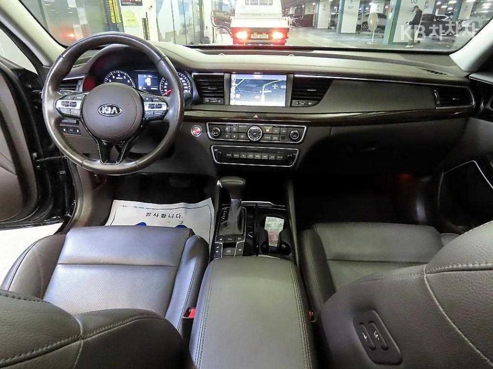 2018 - kia k7
