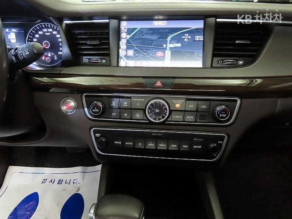 2018 - kia k7