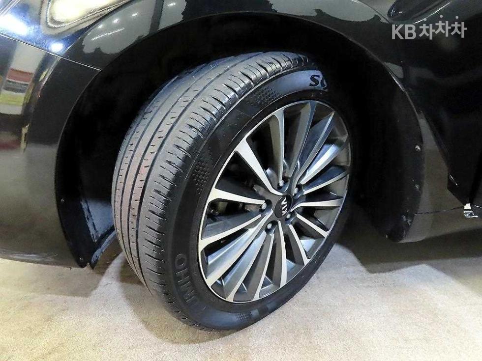 2018 - kia k7