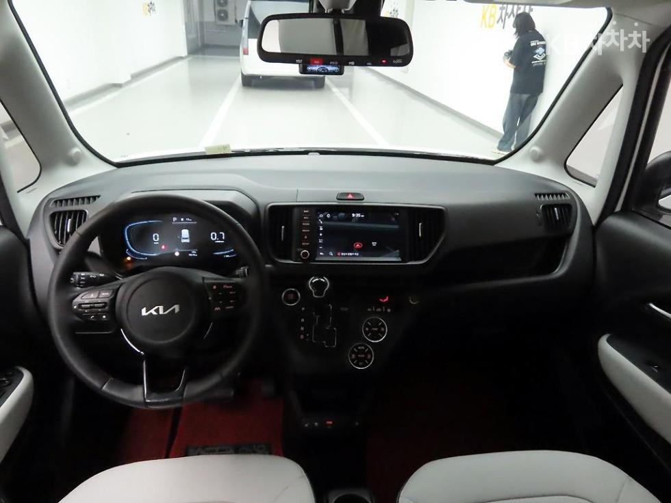 2024 - kia kia
