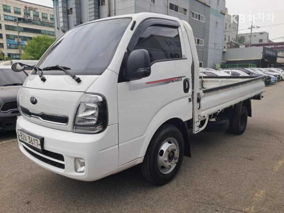 2021 - kia bongo iii