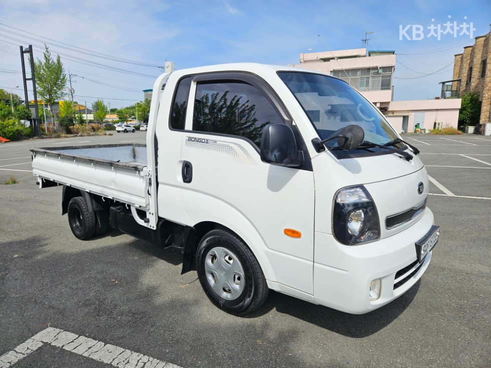 2016 - kia bongo iii