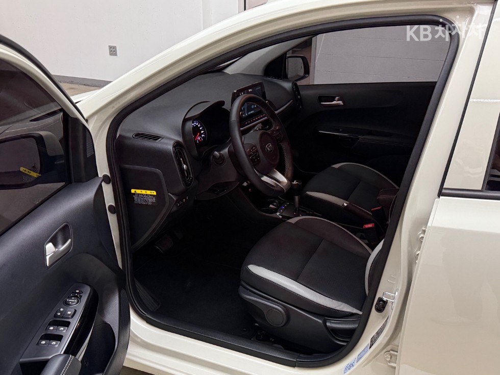 2021 - kia morning