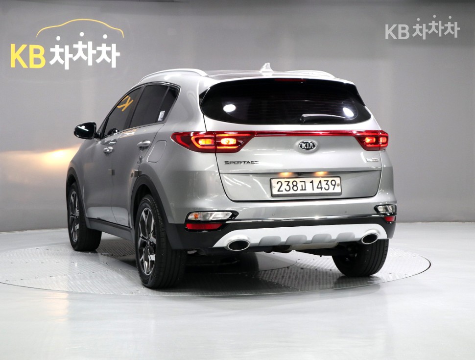 2020 - kia sportage