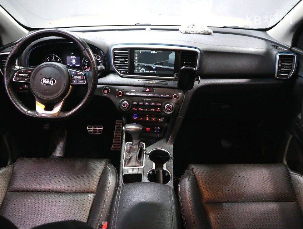 2020 - kia sportage
