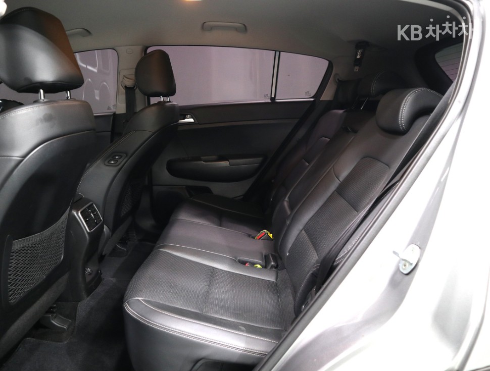 2020 - kia sportage