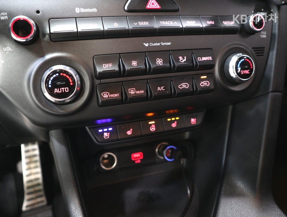 2020 - kia sportage