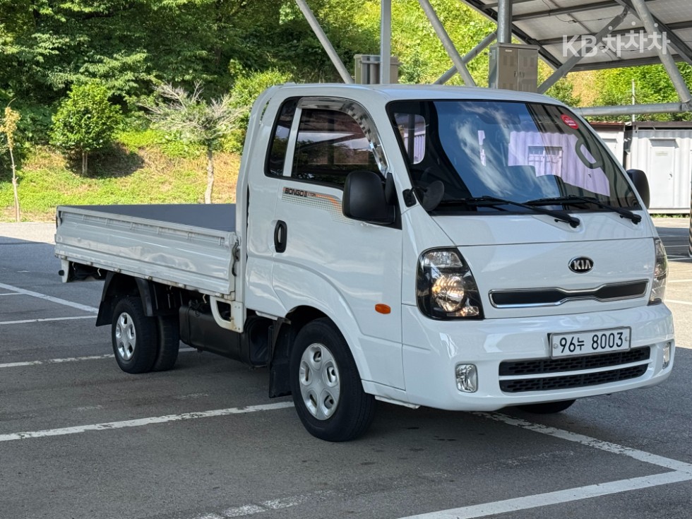 2014 - kia bongo iii