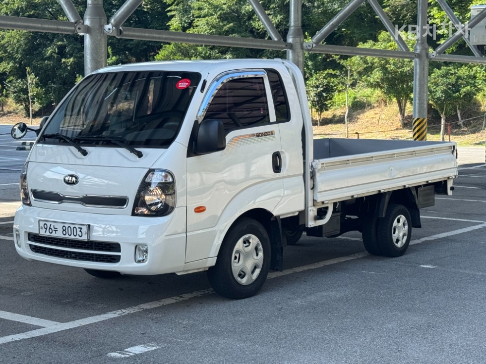 2014 - kia bongo iii