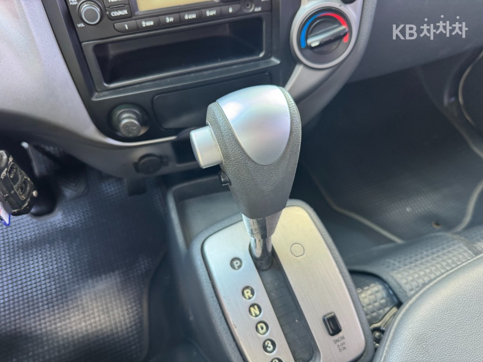 2014 - kia bongo iii