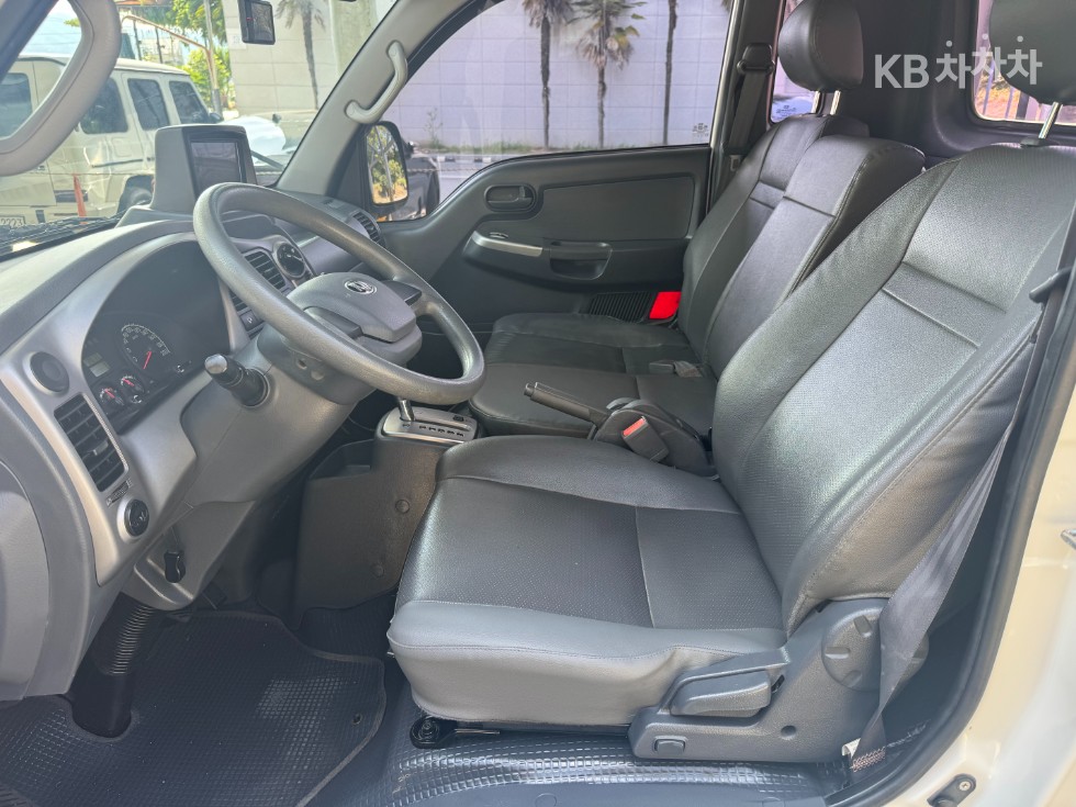 2014 - kia bongo iii