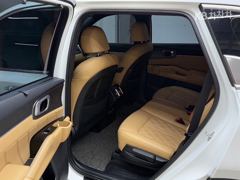 2021 - kia sorento