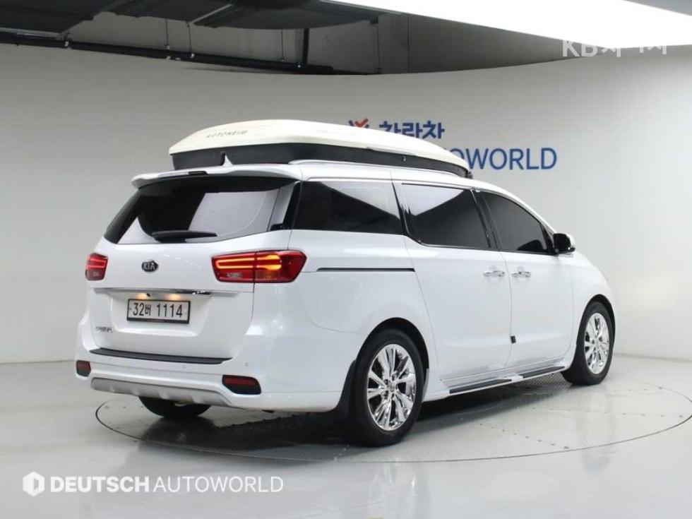 2019 - kia carnival